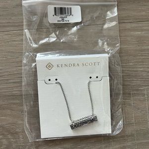 Kendra Scott Leanor Necklace